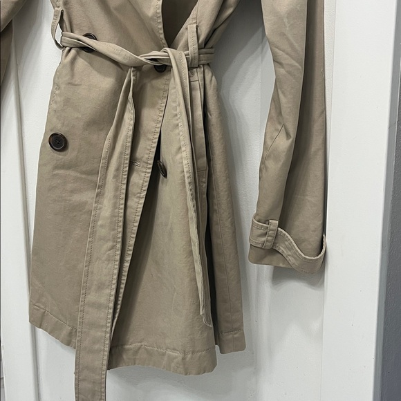 Old Navy Classic Tan Double-Breasted Trench Coat Khaki - Picture 7 of 9